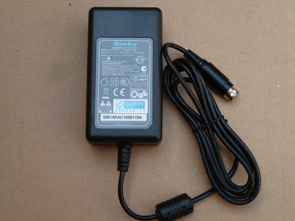 Huntkey Adaptör ADP036-123B 4-Pin 12V 3A Şarj Cihazı